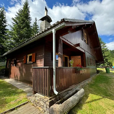 Almhuette Tamberger In Der Feldpann-alm Rauth