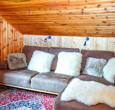 Almhuette Tamberger In Der Feldpann-alm