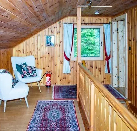 Almhuette Tamberger In Der Feldpann-alm *